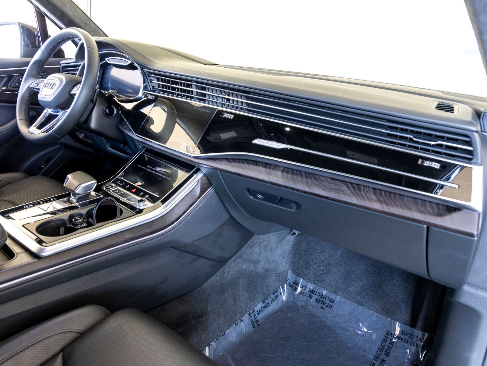 2022 Audi Q7 55 Prestige quattro