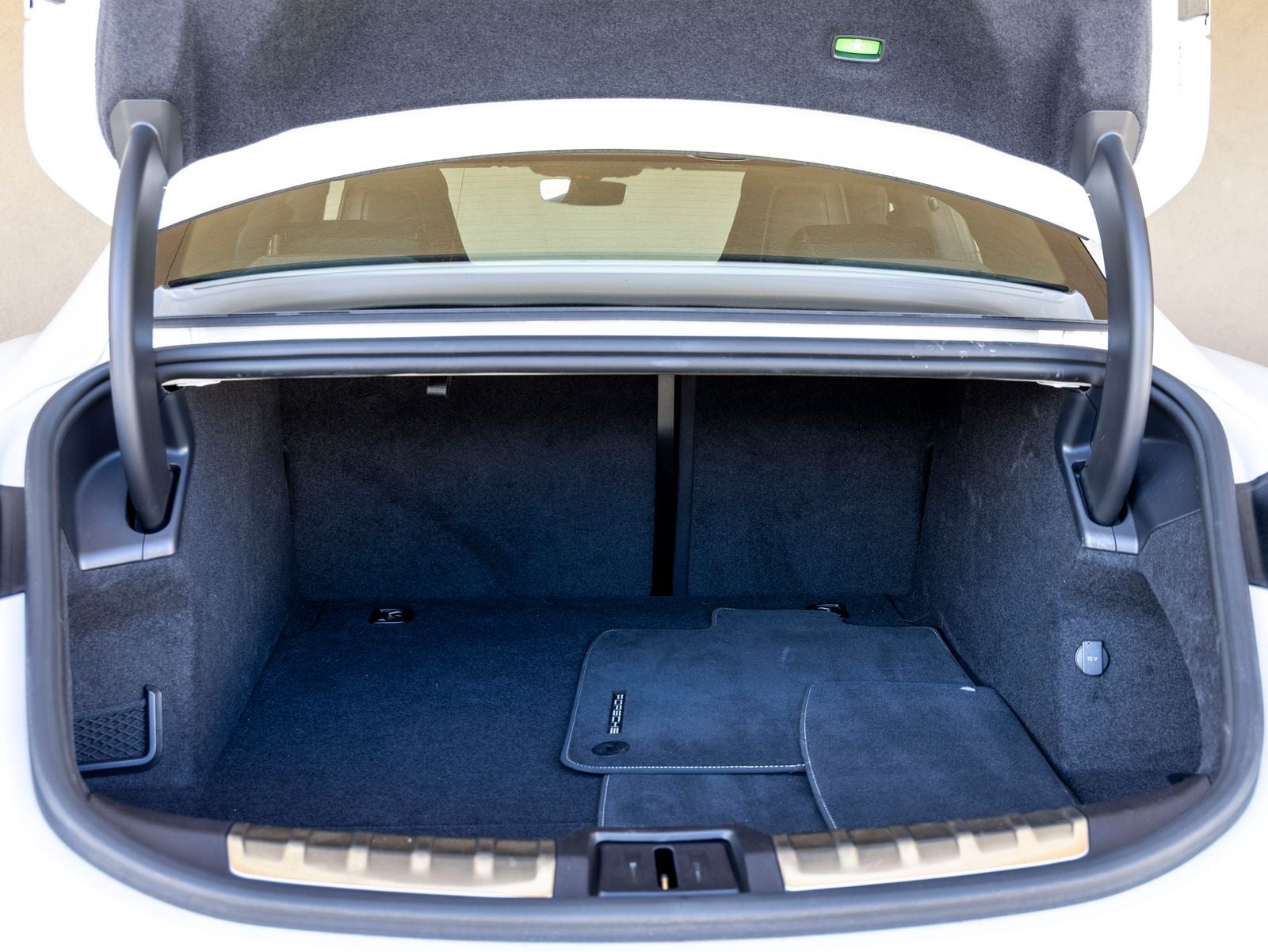 2023 Porsche Taycan GTS