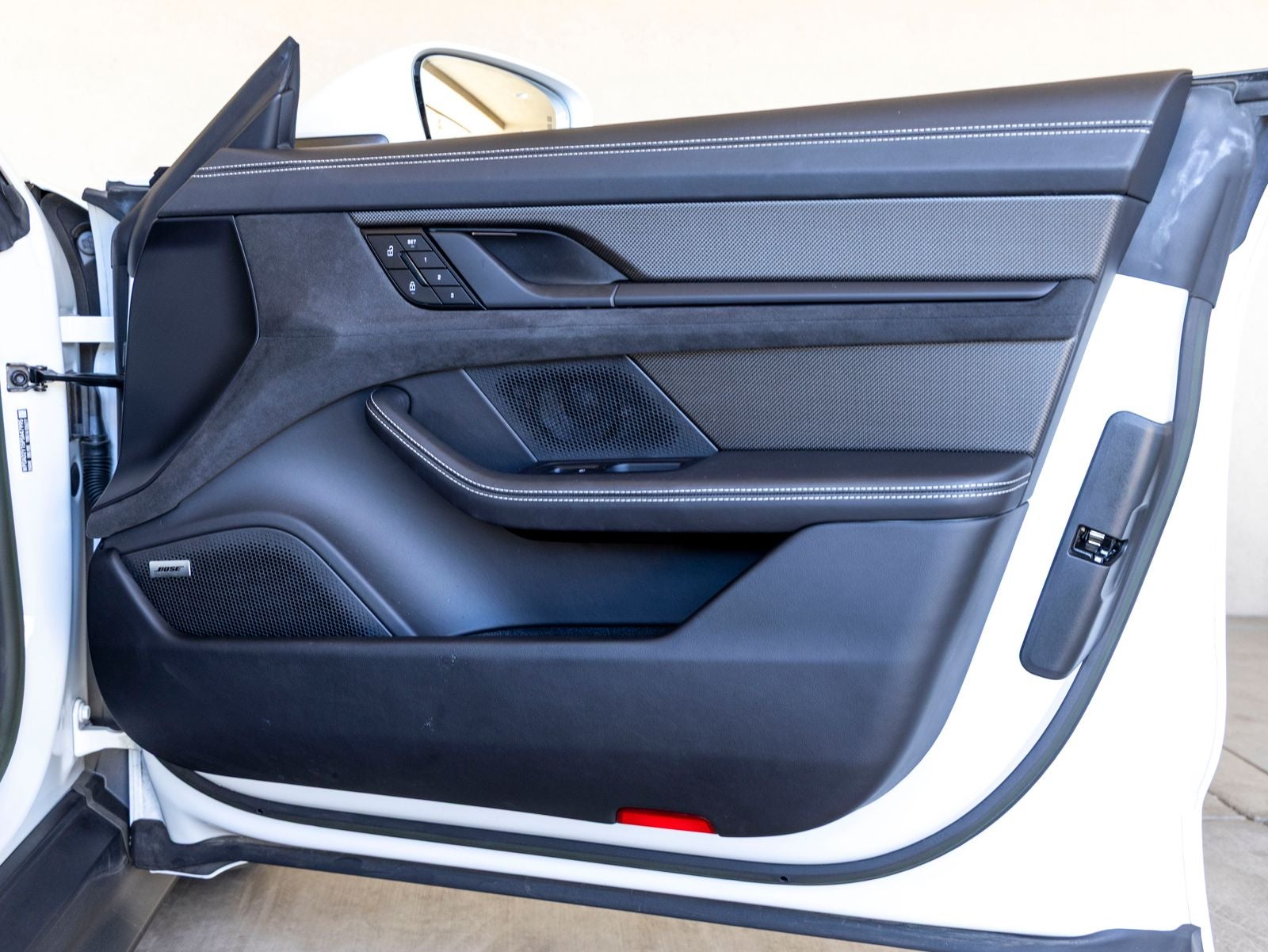 2023 Porsche Taycan GTS