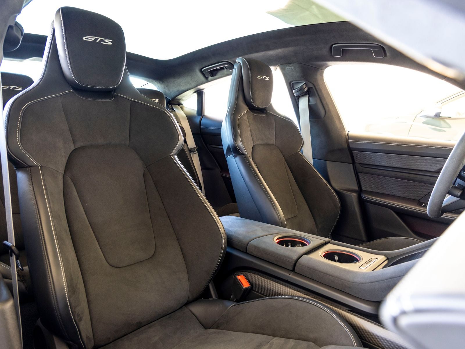 2023 Porsche Taycan GTS